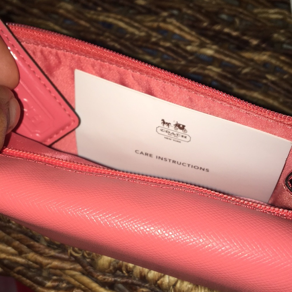 Coach Wallet - Picture 3 of 7